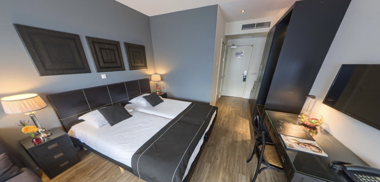 Overnachten bij Hotel Chariot in Aalsmeer